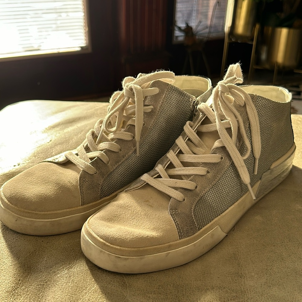 Dolce Vita -Zoel hi-top sneaker size 9 1/2